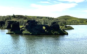 LAKEMYVATN2300