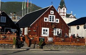 downtownhusavik300